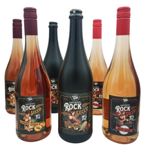 Lade das Bild in den Galerie-Viewer, Secco Mixpaket Dreierlei RockSecco - je 2 Flaschen Schoko, Weinbergpfirsich und Rosé (6 x 0,75l)

